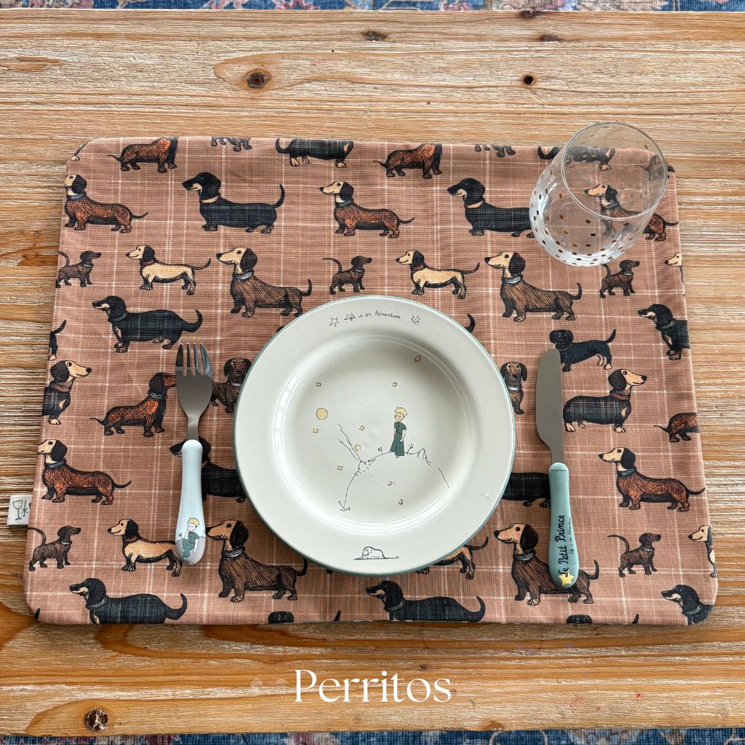 Mantel resinado reversible Damasco-Perritos