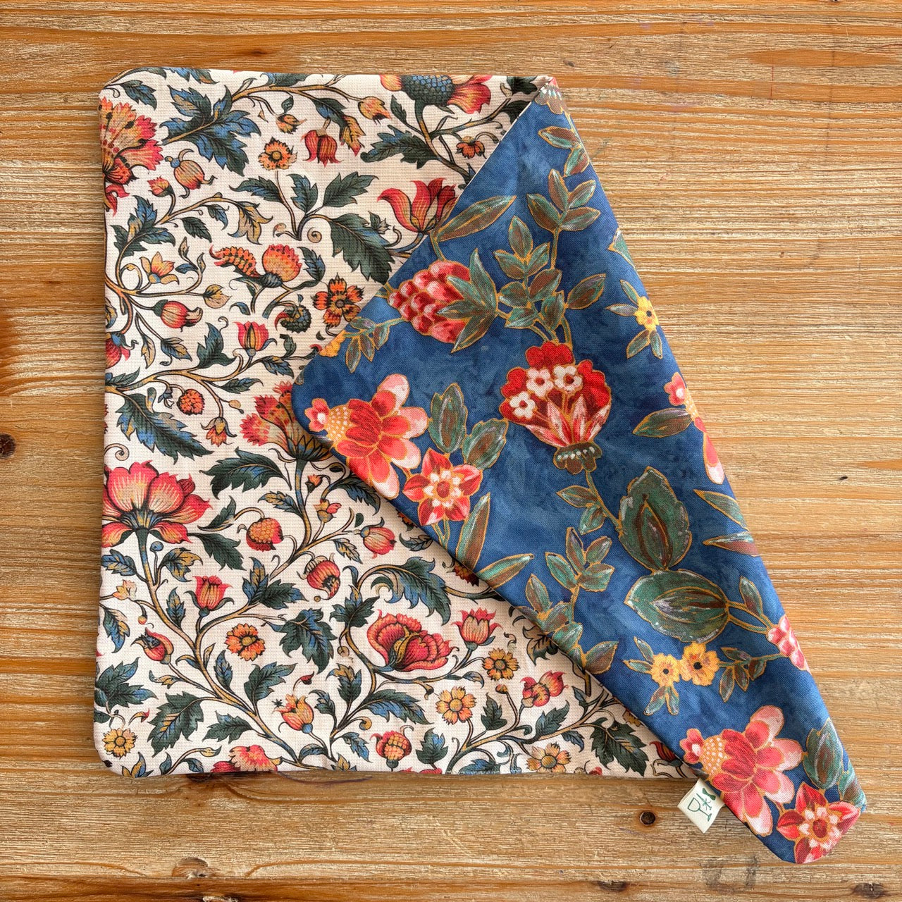 Mantel resinado reversible Penélope-Boreal